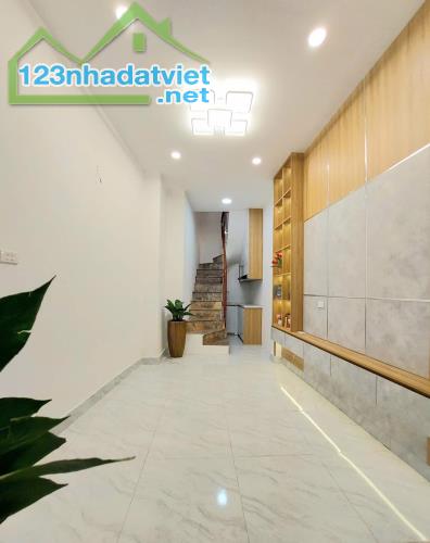 Nhà ngõ 381 Bạch Mai, Hai Bà Trưng: dt 17/22T2m2, 5 tầng, mt 3.2m, giá 3.65 Tỷ - 5
