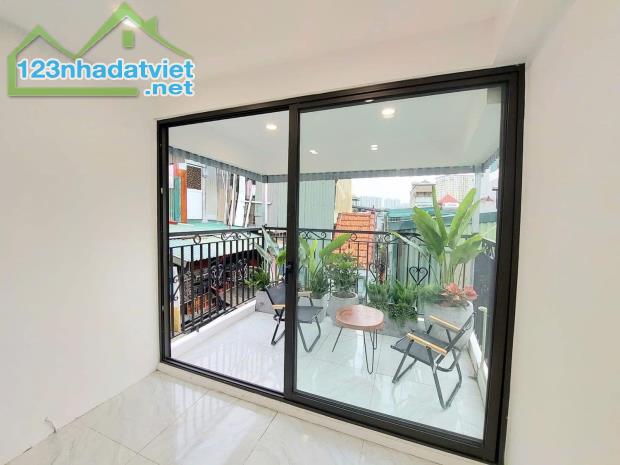 Nhà ngõ 381 Bạch Mai, Hai Bà Trưng: dt 17/22T2m2, 5 tầng, mt 3.2m, giá 3.65 Tỷ - 1