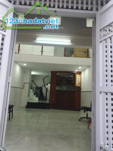 Giảm 600tr Nhà 4 tầng Phạm Văn Chiêu GV, 40m2, 4x10m chỉ 5.x tỷ - 1