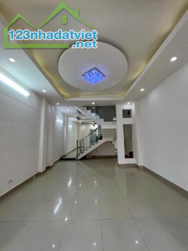 Gấp bán nhà Bình Tân, 100m2 (5x20m), 3 tầng, 4PN, đường 7m, giá chỉ 6tỷ85. Lh 0901013009 - 1