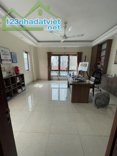 Bán Nhà Trần Cung 48m² Chỉ 7.5 Tỷ, Giá Rẻ, Sẵn Sàng Giao Dịch - 2