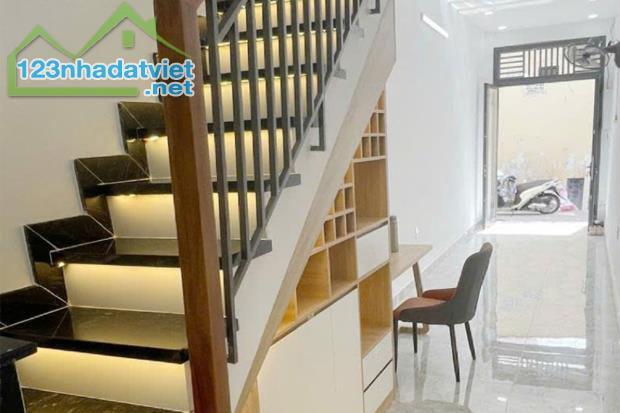 Nhỉnh 3 tỷ - 30m², hẻm 5m Phạm Văn Chiêu Phường 14, 2 Tầng 2 phòng ngủ - Giá 3.2 tỷ TL - 3