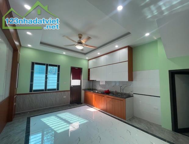 Nhà Quang Tiến xách vali về ở luôn 62M x 5T, 7,5 tỷ, oto tránh, KD đỉnh - 1