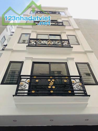 Chính Chủ Cần Bán Gấp Căn Nhà vị trí đẹp xây mới 7 tầng thang máy mặt tiền ngõ Đường Xuân - 1