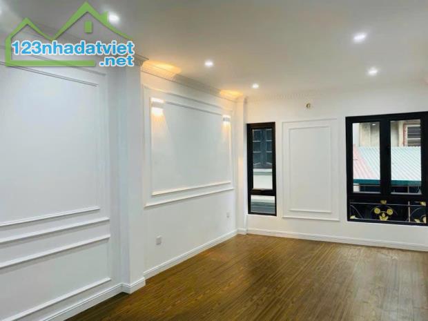 Bán nhà riêng phố Lạc Long Quân phân lô, kinh doanh gần phố giá nhỉnh 6 tỷ  Bán nhà riêng - 3