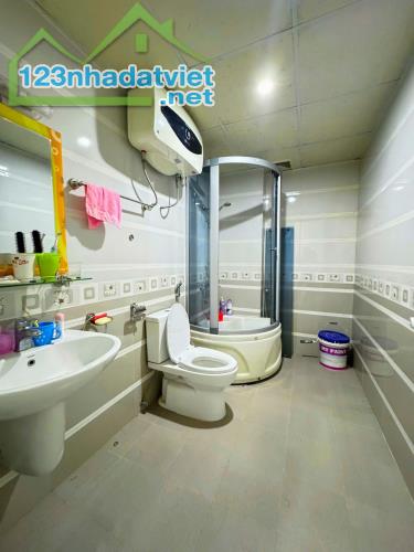 Bán gấp liền kề 110m2, 4 tầng , via hè siêu rộng, ở siêu đỉnh khu vip,kdt Vân Canh,28.5 tỷ - 4