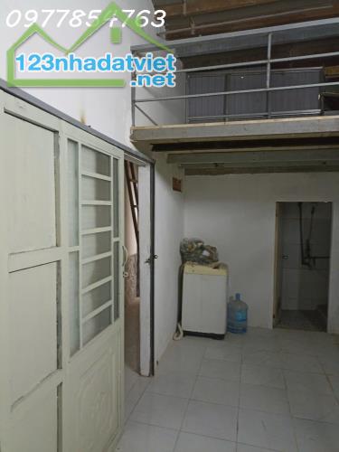 Cho thuê phòng trọ 17- 25m2 giá rẻ, giá sinh viên tại đường Dương Bá Trạc, p1, Q8