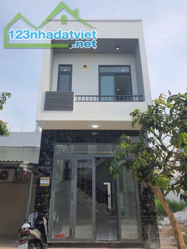 🌻NC/ Giá: 2 tỉ 950 triệu  🏫Nhà mới   -Khu dân cư Phú An, ngay đầu đường C9,