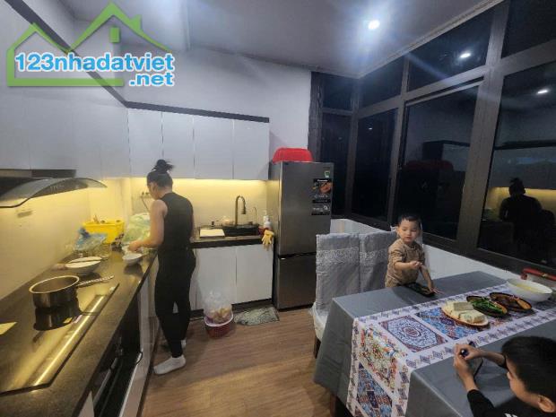 Bán Nhà Cù Chính Lan, 30m², Ngõ Thông, Ô Tô, Thoáng Sáng, Giá Chỉ 6.5 Tỷ - 3