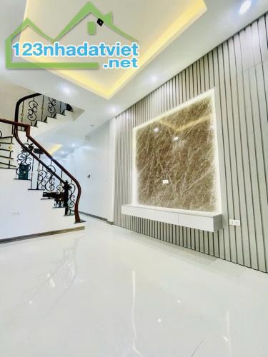 BÁN NHÀ BÙI XƯƠNG TRẠCH - 45M² - NGÕ Ô TÔ TRÁNH - GẦN HỒ - FULL NỘI THẤT - 2