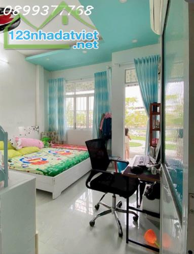 Bán nhà 2 tầng mặt tiền khu TĐC Hà Quang 2 Nha Trang chỉ 4ty1