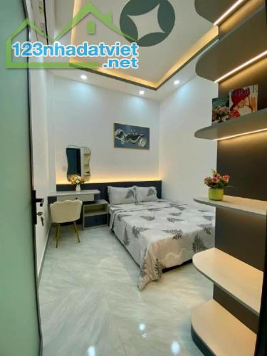 Giảm 300tr Nhà 2 tầng + 3 P.Trọ Quang Trung GV, 136m2, 10x13.6m chỉ 9.x tỷ