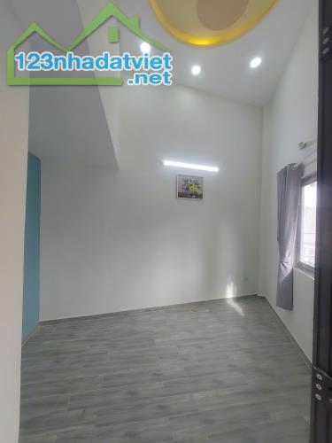 BÁN NHÀ QUẬN 8 MỄ CỐC MỚI ĐẸP 30M2 ĐƯỜNG 3M 3TẦNG CHỈ 2,58TỶ - 1