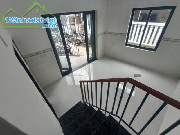 # Nhà góc Kiệt 2.5m Nguyễn Phan Vinh gần Biển Sơn Trà, 48m2, gác đúc, 2.3 tỷ - 4