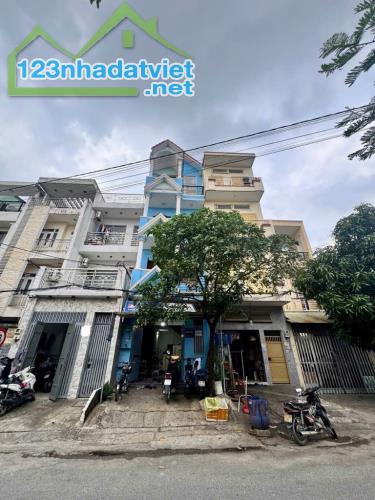 BÁN NHÀ ĐẸP, ĐƯỜNG TÂN THỚI NHẤT 25, Q.12, DT: 74M2, GIÁ  7.X TỶ. - 4