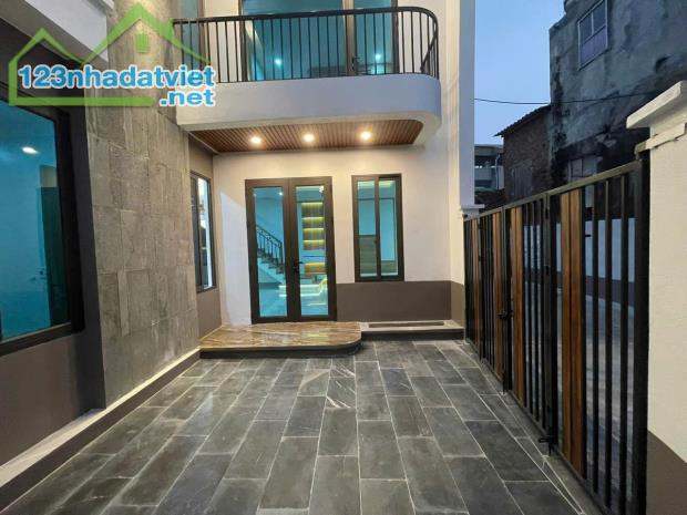 Bán nhà 2 tầng 3 phòng ngủ tại Vinh Thịnh, Khai Quang, Vĩnh Yên 80m2, giá: 3 tỷ - 2