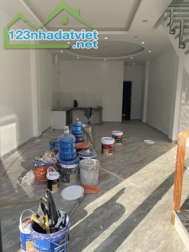 Bán Nhà 2 Tầng Sau UBND P.Hà Khánh. DT:82.6m2 Oto đỗ cửa Giá Rẻ !!! - 4