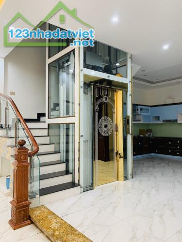 CHÍNH CHỦ GỬI BÁN NHÀ KHU DỊCH VỤ ĐỒNG ĐẾ: 50m2, 7 tầng giá 14.5 tỷ CHÍNH CHỦ GỬI BÁN NHÀ - 2