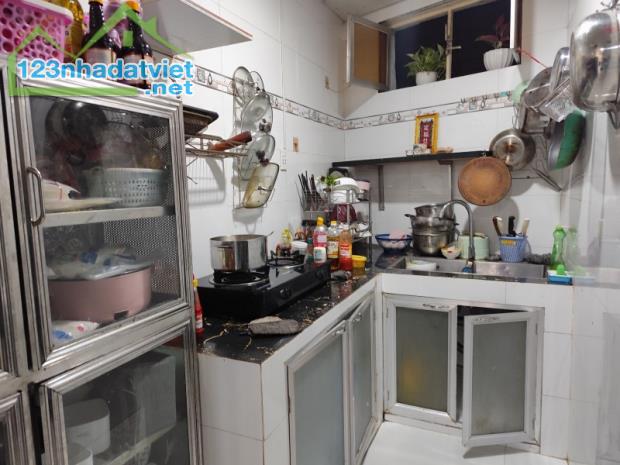 BÁN NHÀ MẶT PHỐ PHONG PHÚ, QUẬN 8 - 68M2, 4PN, 3WC - 8 TỶ - SỔ HỒNG CHÍNH CHỦ - 2