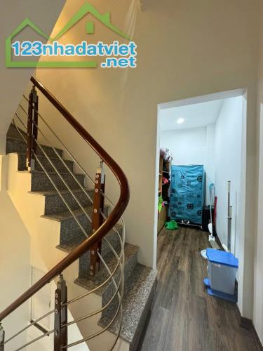 Cho thuê nhà Văn Chương 30m2 x 3 tầng, 3 ngủ, 12 Triệu - 4