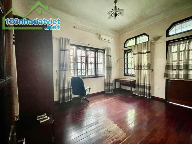 Cho thuê nhà ngõ 139 Tam Trinh 105m2, 3 tầng, 16 triệu - 2