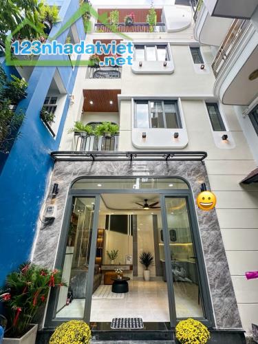 BÁN NHÀ PHÚ NHUẬN - DTSD : 130M2 - NHÀ 4 TẦNG (3PN, 4wc) - FULL NỘI THẤT -  CHỈ 5,x TỶ