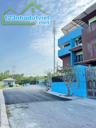 Bán Đất thổ cư 80m2 Sổ Hồng Riêng đường 7m tại Nguyễn Bình Nhơn Đức Gần ĐH Mở XD Tự do