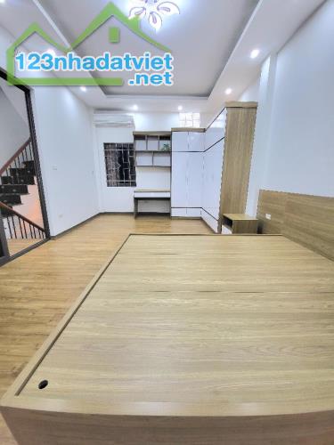 NHÀ 73M2 x 5 TẦNG- FULL NỘI THẤT -  Ở NGAY - PHỐ HOÀNG MAI - GẦN Ô TÔ. - 2