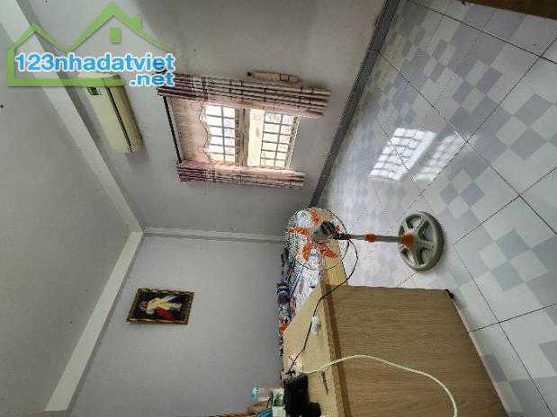 Duplex Ngay Khu CNC, FPT, Hutech, Ban công lớn