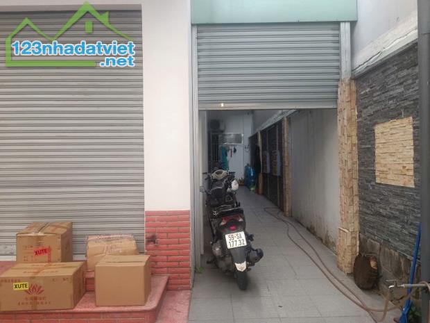 Bán nhà mặt phố tại Đ.Hoàng Hoa Thám, P.6, Bình Thạnh, HCM, diện tích 105m2 giá 24,5 Tỷ - 1