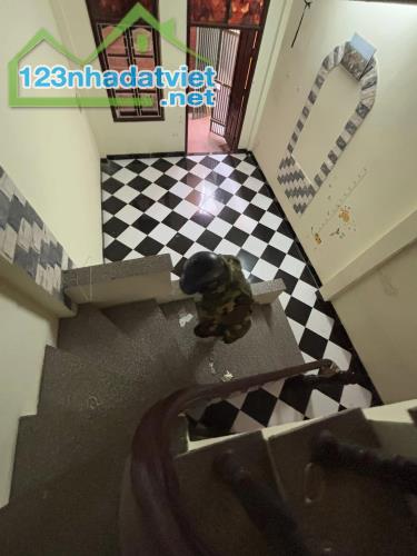 Bán nhà riêng Tây Hồ phân lô, kinh doanh giá nhỉnh 6 tỷ - 2