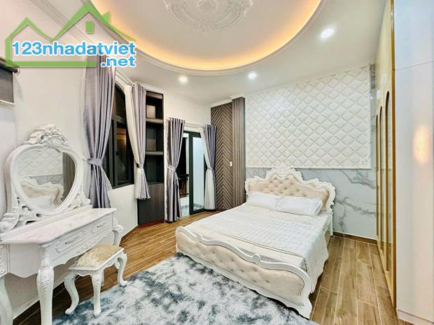 NHÀ ĐẸP 5 TẦNG HẺM OTO 6M - 2 MẶT TIỀN THOÁNG - 4PN 53m2 4.8x11 - GIÁ 7.5 TỶ - 3