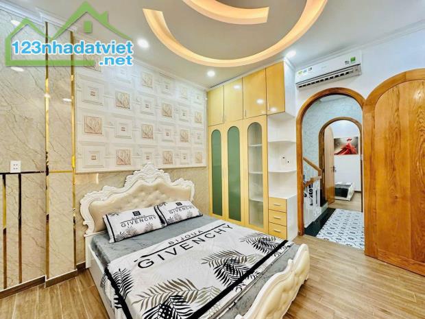 NHÀ ĐẸP 5 TẦNG HẺM OTO 6M - 2 MẶT TIỀN THOÁNG - 4PN 53m2 4.8x11 - GIÁ 7.5 TỶ - 2