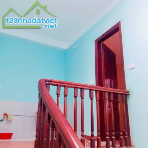 BÁN NHÀ MẶT TIỀN CỔ NHUẾ -  BẮC TỪ LIÊM  - 43M2 - 4M3 MẶT TIỀN - GẦN CHỢ - TRƯỜNG HỌC - 3