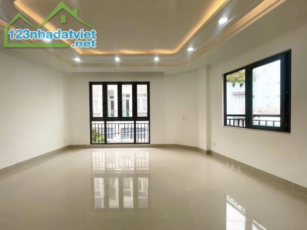 NHÀ MỚI ĐẸP Nguyễn Văn Đậu Quận Bình Thạnh, giá chỉ 7.9 tỷ - HXH - LÔ GÓC - 40m2 - 4 Tầng - 4