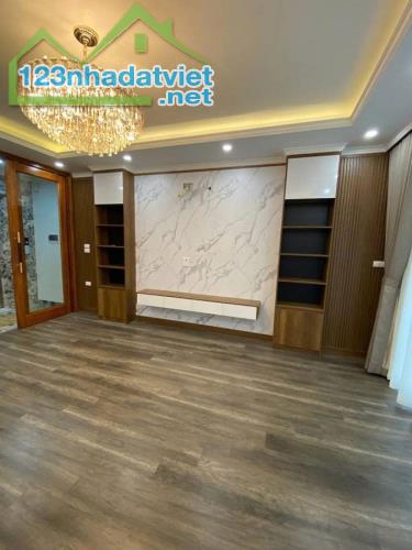 THỤY KHUÊ, TÂY HỒ. 41M2 7 TẦNG MT 4.1M GIÁ 14,8 TỶ-NHÀ MỚI - THANG MÁY - PHÂN LÔ - Ô TÔ - 1