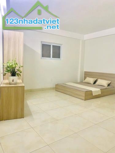 Bán nhà riêng Xuân Phương phân lô, ô tô, kinh doanh giá nhỉnh 9 tỷ