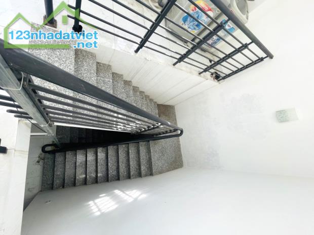 Bán Nhà 5 Tầng Hẻm xe Tải 202m2_9*23 DT 50tr.th Quốc lộ 13, Hiệp Bình Phước Thủ Đức - 3