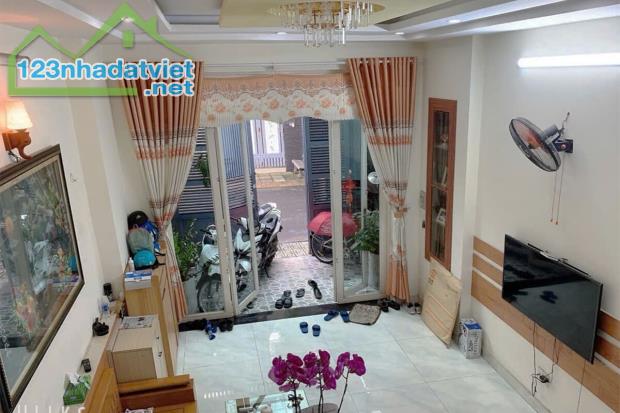 Bán nhà Phạm Văn Chiêu Phường 14, 64m² (4m x 16m) 4 Tầng 4 phòng ngủ - Giá 8.1 tỷ TL - 2