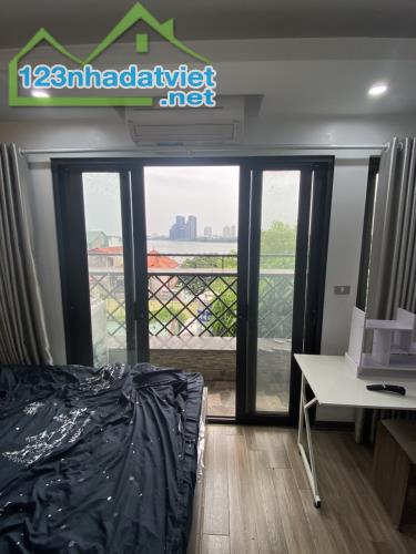 Cho thuê Căn hộ Apartment Full đồ cực xịn. Ban công View mặt hồ tại Ngõ 193 Trích Sài. Chỉ - 1