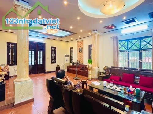 3APWJR 🏘️ Sở Hữu Biệt Thự Mặt Phố Lô Góc - 2 Mặt Thoáng, 2 Mặt Đường Đẳng Cấp