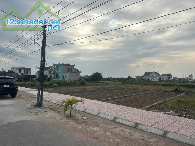 CHỦ GỬI BÁN ! mảnh đất 100m2 mặt biển Giao Phong SIÊU ĐẸP - 2