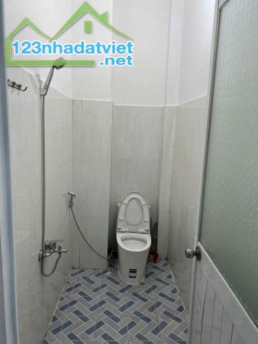 Nhà sổ riêng thổ cư 2.35 tỷ/1 lầu 1 trệt/76m2, đường ô tô thông - 1