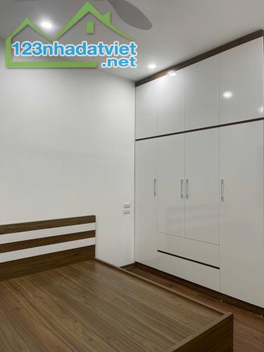 70m2*4 tầng*sân riêng* ngõ thông 12.3 tỷ phố Vương Thừa Vũ- Quận Thanh Xuân. - 2