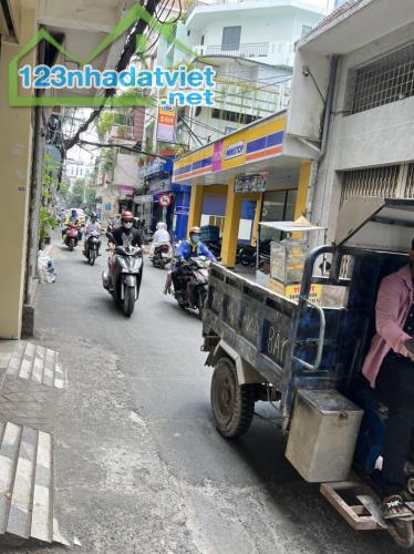 **Bán nhà phường 11 Tân Bình**, mặt tiền đường Võ Thành Trang; 8x20 - 3