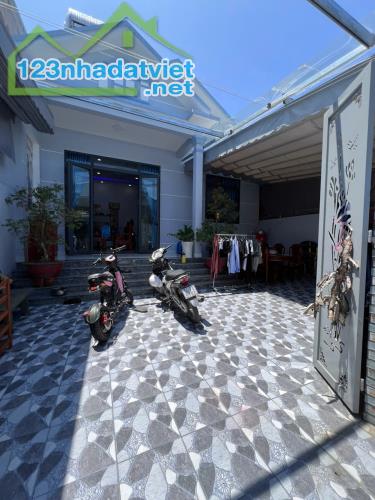 ✅BÁN NHÀ 8,3M X 16M 2/ ĐƯỜNG NGUYỄN THỊ NGÂU,THỚI TAM THÔN , HÓC MÔN