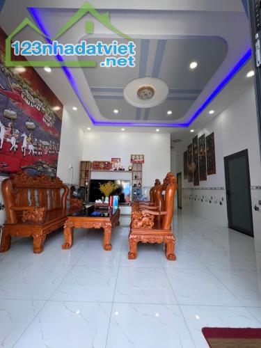 ✅BÁN NHÀ 8,3M X 16M 2/ ĐƯỜNG NGUYỄN THỊ NGÂU,THỚI TAM THÔN , HÓC MÔN - 3