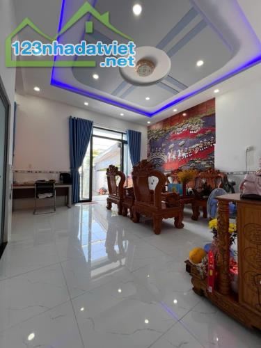 ✅BÁN NHÀ 8,3M X 16M 2/ ĐƯỜNG NGUYỄN THỊ NGÂU,THỚI TAM THÔN , HÓC MÔN - 4