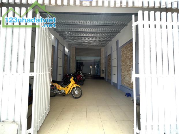 BÁN NHÀ MẶT TIỀN BÙI VĂN BA, QUẬN. 5 LẦU, SÂN THƯỢNG, GIÁ 22 TỶ 500 - 1