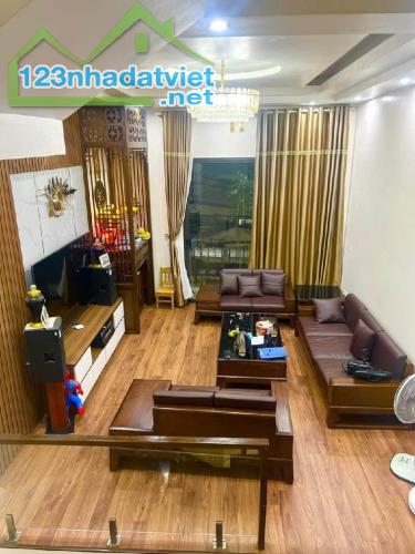 NHÀ NGÕ 622 MINH KHAI  - HÀNG XÓM TIMECITY  – 20 M RA Ô TÔ -DT 32 GIÁ 7.6 TỶ - 1